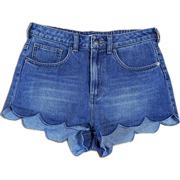 H&M Women's Blue Cut-Off Scalloped Hem Denim Shorts‎ Size 6 - Picture 1 of 4